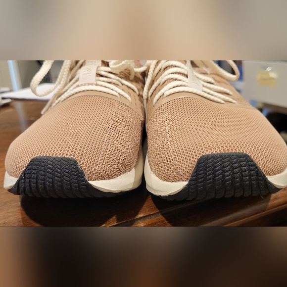 New Balance Nergize Sport Pink Slip On Sneakers Size 11 - Picture 3 of 8